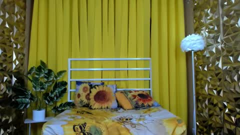 fvckingoliviabio online show from March 6, 11:42 pm