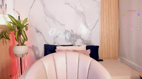 Snapshot of fyre_divine chatting on May 27, 10:45 am Independent model online show from May 27, 10:45 am