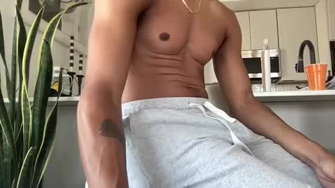 Snapshot of g00ndaddy chatting on June 3, 2:33 pm G00NDaddy online show from June 3, 2:33 pm