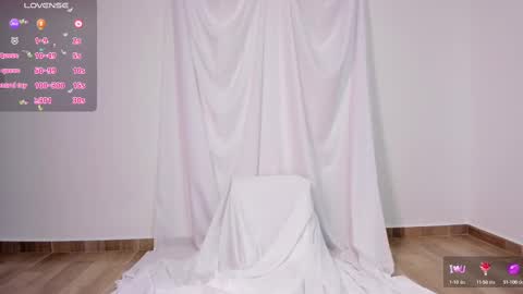 Snapshot of gabby_cullen chatting on March 7, 12:12 pm Gabby online show from March 7, 12:12 pm