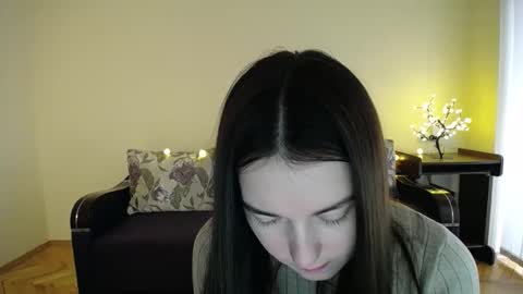 Snapshot of gabby_di chatting on January 22, 11:34 am Jaklin online show from January 22, 11:34 am