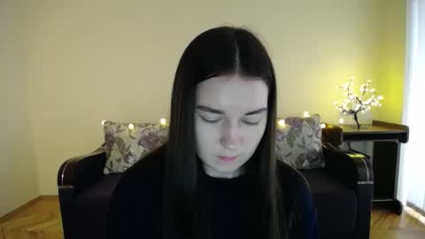 Snapshot of gabby_di chatting on January 24, 8:34 am Jaklin online show from January 24, 8:34 am