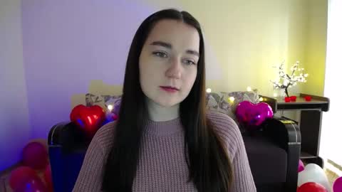 Snapshot of gabby_di chatting on February 17, 9:03 am Jaklin online show from February 17, 9:03 am