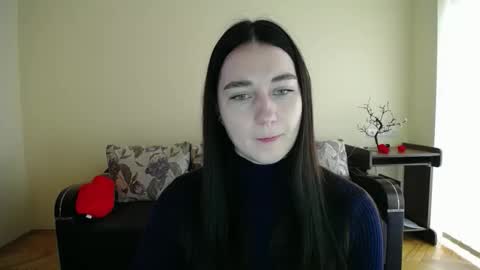 Snapshot of gabby_di chatting on November 25, 9:20 am Jaklin online show from November 25, 9:20 am