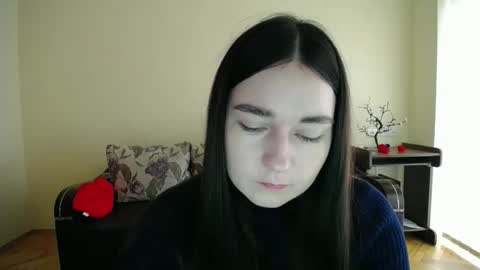 Snapshot of gabby_di chatting on November 28, 9:34 am Jaklin online show from November 28, 9:34 am