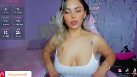 Snapshot of gabby_prieto chatting on June 23, 12:52 am Gaby online show from June 23, 12:52 am