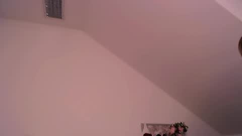 GabiCarter online show from February 18, 10:05 am