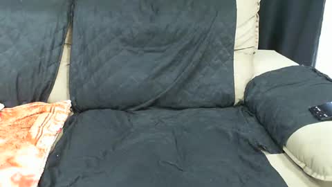 gaby  layla online show from February 6, 12:11 am