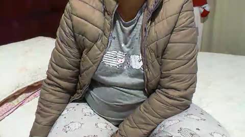 gaby  layla online show from May 11, 9:56 pm