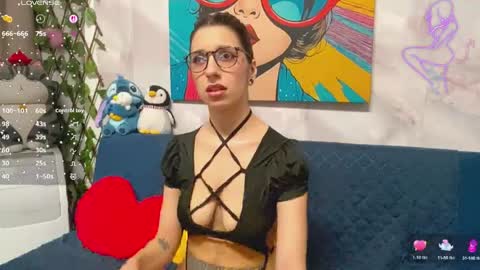 Snapshot of gabimorgan chatting on May 2, 9:42 pm Gabi Morgan online show from May 2, 9:42 pm
