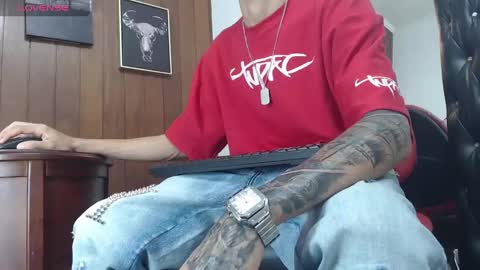 Snapshot of gaboreyes1 chatting on September 9, 2:33 am Gabo online show from September 9, 2:33 am