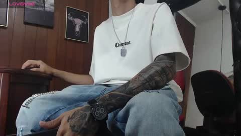 Snapshot of gaboreyes1 chatting on September 11, 3:50 am Gabo online show from September 11, 3:50 am