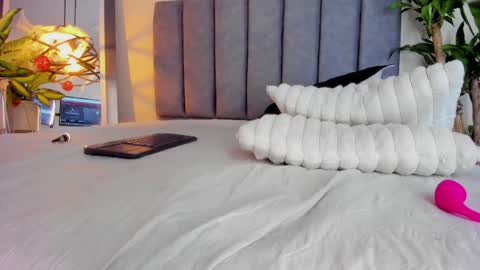 Carolina online show from October 26, 2:23 pm