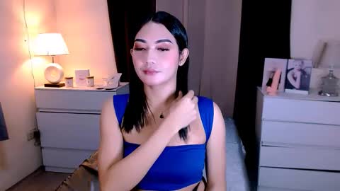gabriela_deluxe online show from December 4, 5:54 pm
