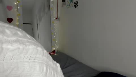 Gabi online show from February 24, 2:51 am