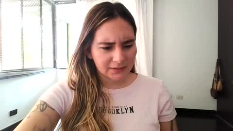 Gabriela Miller online show from August 1, 3:44 pm