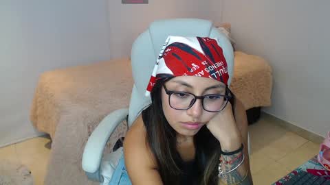 .  online show from December 5, 3:04 am