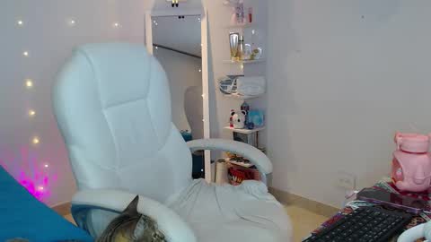 .  online show from November 12, 6:47 am