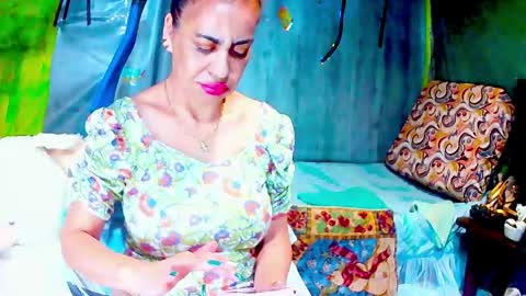 Snapshot of gabriela_sexy chatting on May 21, 12:12 pm Gabriella Lopez online show from May 21, 12:12 pm