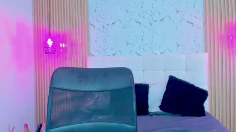 Snapshot of gabrielam_ms chatting on February 12, 4:23 am Gabriela Evans MS online show from February 12, 4:23 am