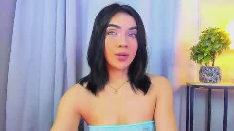 Gabriela Evans MS online show from June 15, 3:42 am