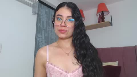 Snapshot of gabrielarossa chatting on December 9, 12:30 pm GabrielaRossa online show from December 9, 12:30 pm