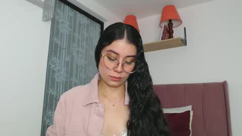 Snapshot of gabrielarossa chatting on December 18, 12:40 pm GabrielaRossa online show from December 18, 12:40 pm