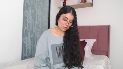 Snapshot of gabrielarossa chatting on December 27, 3:48 pm GabrielaRossa online show from December 27, 3:48 pm