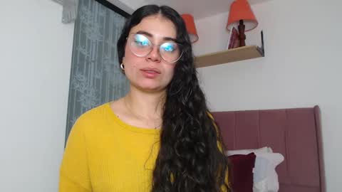Snapshot of gabrielarossa chatting on December 28, 1:59 pm GabrielaRossa online show from December 28, 1:59 pm