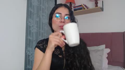 Snapshot of gabrielarossa chatting on February 17, 2:15 pm GabrielaRossa online show from February 17, 2:15 pm