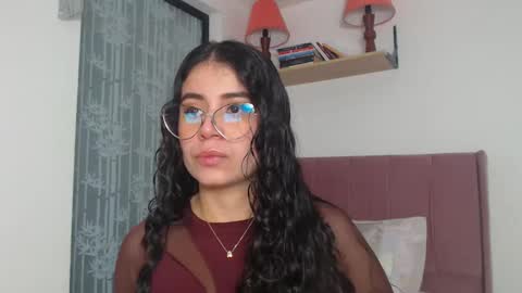 Snapshot of gabrielarossa chatting on March 3, 6:01 pm GabrielaRossa online show from March 3, 6:01 pm