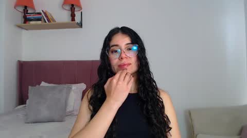 Snapshot of gabrielarossa chatting on March 8, 5:54 pm GabrielaRossa online show from March 8, 5:54 pm