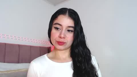 Snapshot of gabrielarossa chatting on June 2, 6:43 pm GabrielaRossa online show from June 2, 6:43 pm