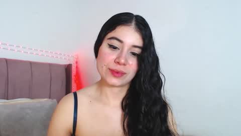 Snapshot of gabrielarossa chatting on June 6, 2:33 pm GabrielaRossa online show from June 6, 2:33 pm