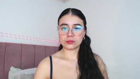 Snapshot of gabrielarossa chatting on June 24, 1:10 pm GabrielaRossa online show from June 24, 1:10 pm