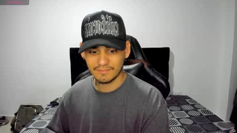 Snapshot of gabrieljr99 chatting on September 26, 5:11 am Gabe online show from September 26, 5:11 am