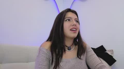 Snapshot of gabriella_miss chatting on May 24, 12:15 am gabriella online show from May 24, 12:15 am