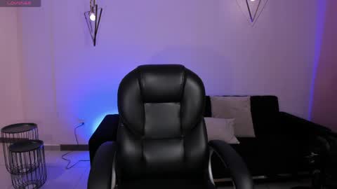 Gabriella Lee online show from May 24, 10:59 pm