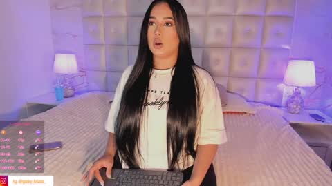 Snapshot of gaby_blaze chatting on January 14, 5:56 pm Gaby Blaze online show from January 14, 5:56 pm