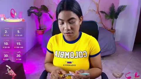 Snapshot of gaby_dams9 chatting on November 13, 12:31 am GABY online show from November 13, 12:31 am