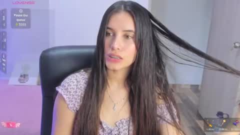 Snapshot of gaby_olsen chatting on June 8, 10:21 pm Gabriela online show from June 8, 10:21 pm