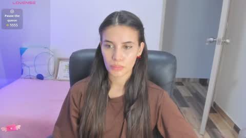 Snapshot of gaby_olsen chatting on June 18, 10:58 pm Gabriela online show from June 18, 10:58 pm