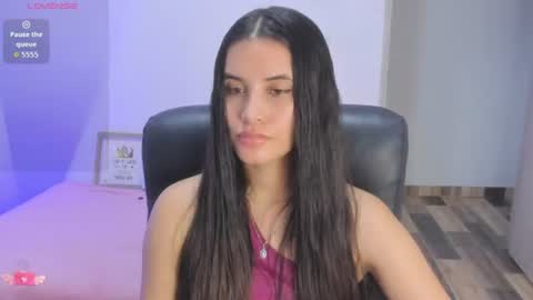 Snapshot of gaby_olsen chatting on July 8, 10:36 pm Gabriela online show from July 8, 10:36 pm