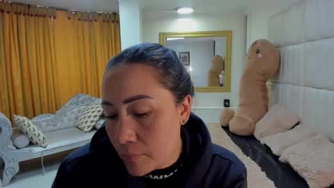 gabriela online show from February 20, 2:39 pm