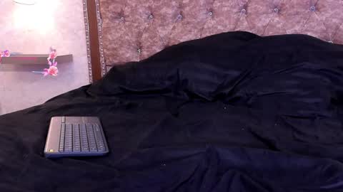 Snapshot of gabydesire chatting on January 22, 4:23 pm GABY DESIRE online show from January 22, 4:23 pm