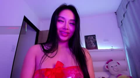 Snapshot of gabydesire chatting on December 22, 6:32 am GABY DESIRE online show from December 22, 6:32 am