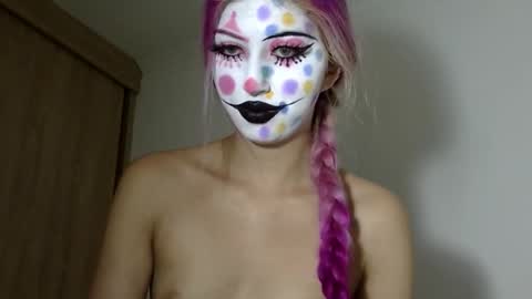 Snapshot of gabygumms chatting on December 4, 7:33 pm gabygumms online show from December 4, 7:33 pm