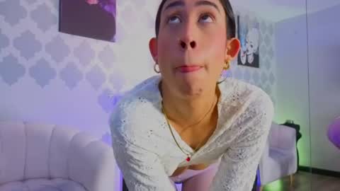 Gaby online show from May 27, 1:52 pm