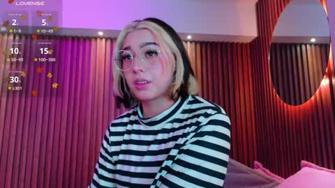 Snapshot of gabyrose9 chatting on November 13, 11:31 am gabyrose9 online show from November 13, 11:31 am