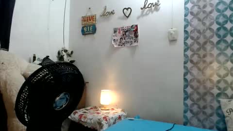 Snapshot of gabysot chatting on November 30, 9:41 pm gabysot online show from November 30, 9:41 pm